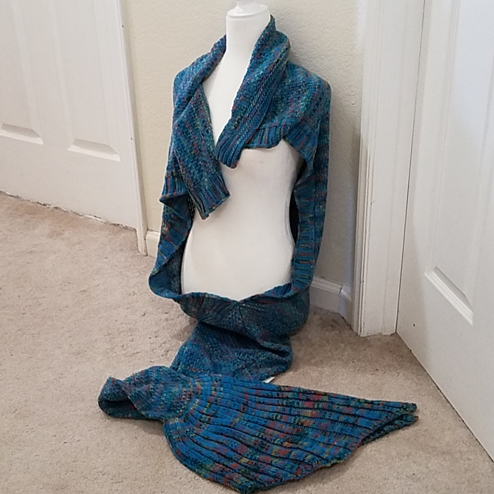 Aqua Multi Color Mermaid Blanket
